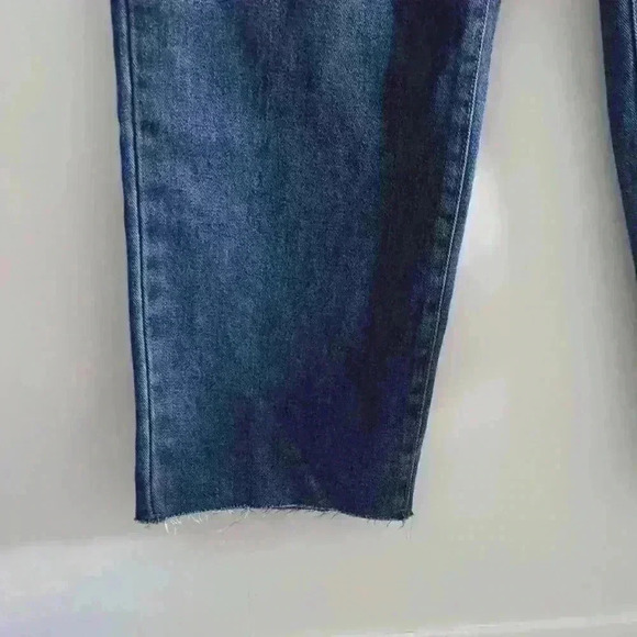 CIRCUS | Women's Medium  Wash High-Rise Straight Relaxed Leg Jeans - Picture 2 of 4